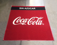 Limpiapiés personalizado con logo Coca-Cola para local comercial Chile